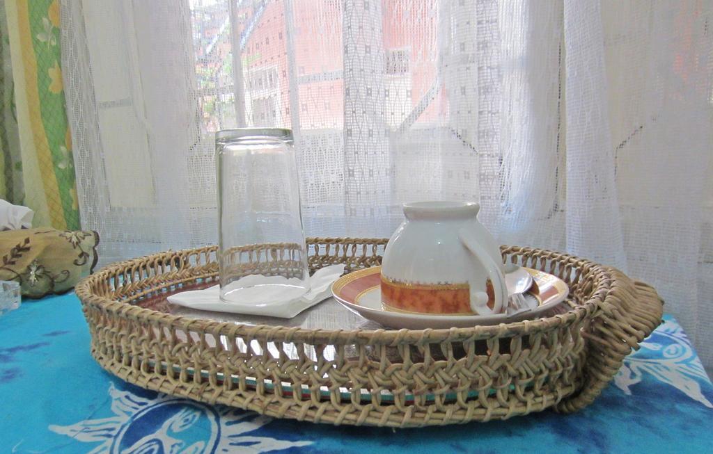Griya 24 Homestay Medan Ngoại thất bức ảnh