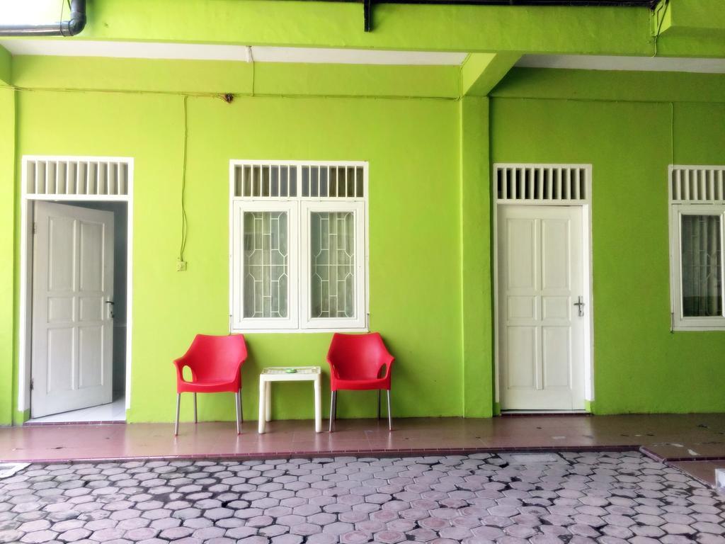 Griya 24 Homestay Medan Ngoại thất bức ảnh